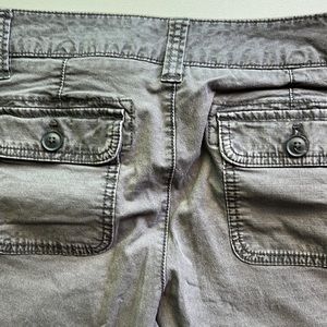 Eddie Bauer grey cropped pant size 4